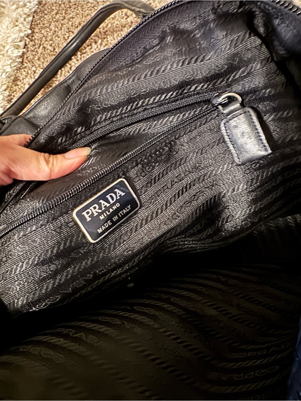 Prada Black Leather Shoulder tote Bag - Picture 6 of 9